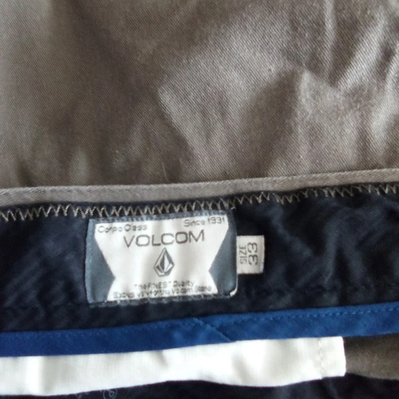 Volcom shorts ( box BE ) - Picture 3 of 3